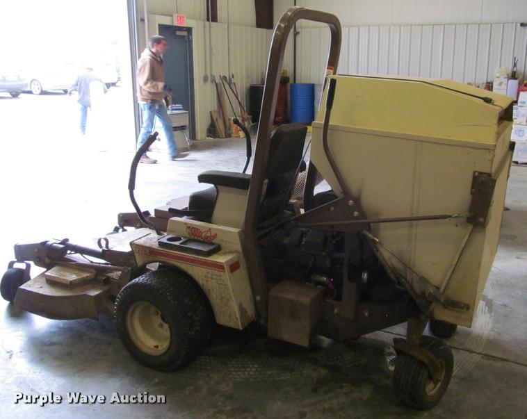 image for item BT9139 Grasshopper 727K2 ZTR lawn mower