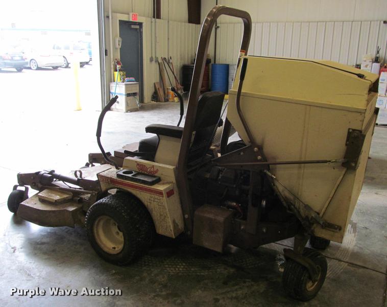 image for item BT9139 Grasshopper 727K2 ZTR lawn mower