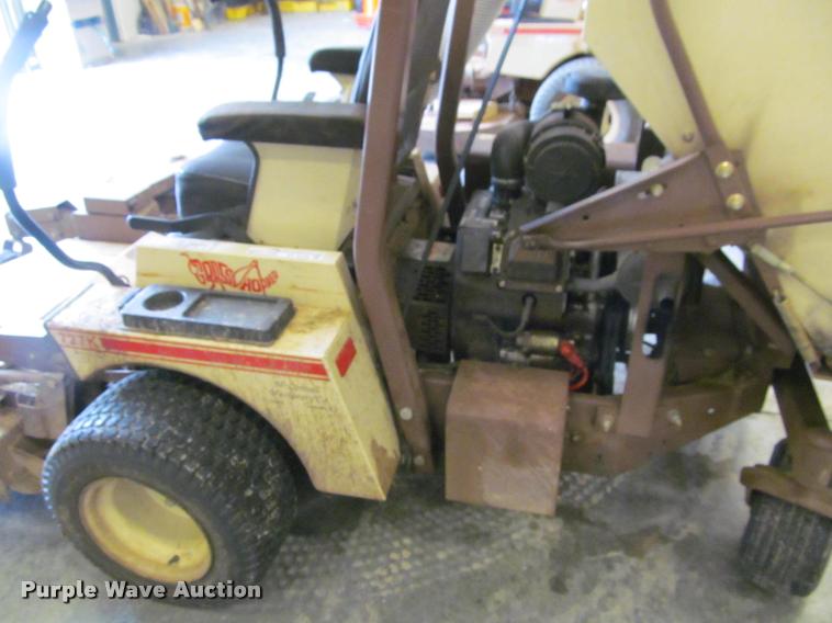 image for item BT9139 Grasshopper 727K2 ZTR lawn mower