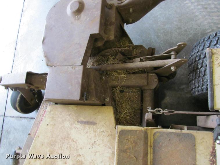 image for item BT9139 Grasshopper 727K2 ZTR lawn mower