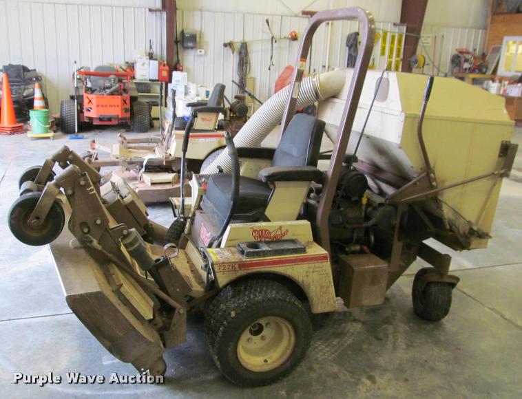 image for item BT9139 Grasshopper 727K2 ZTR lawn mower