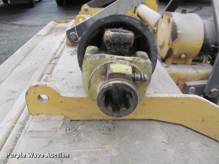 image for item BT9141 New Holland 918H flail mower