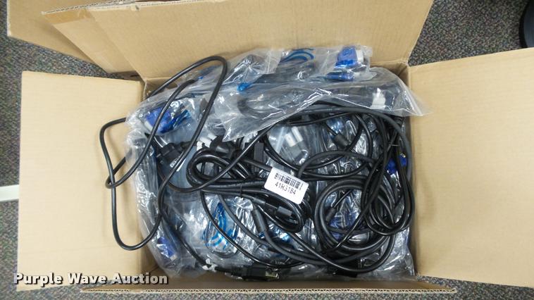 image for item BU9186 (12) Mitsubishi XD280U DLP projectors