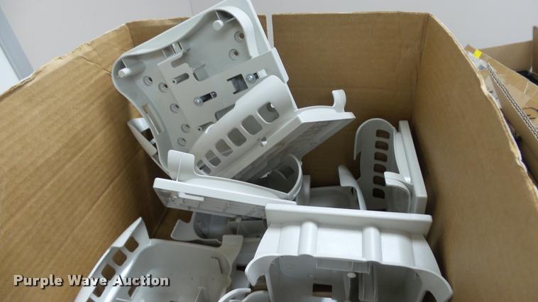 image for item BU9187 Approximately 100 Aruba IAP wireless access points