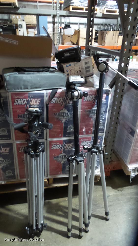 Camera equipment in Junction City, KS Item BU9212 sold Purple Wave