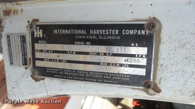 image for item BU9253 1974 International 1700 dump truck