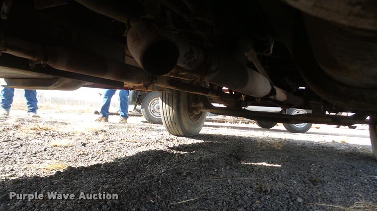 image for item BU9253 1974 International 1700 dump truck