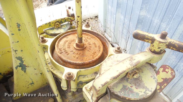 image for item BU9259 Marlow pump