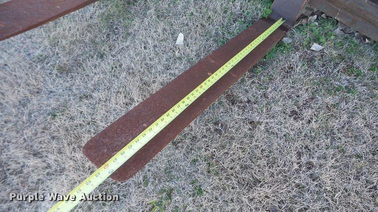 image for item BU9303 1981 Pettibone MC6000-RTL forklift