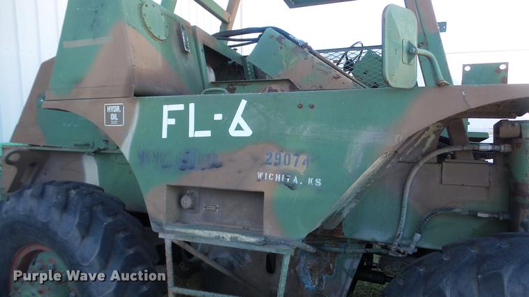 image for item BU9303 1981 Pettibone MC6000-RTL forklift