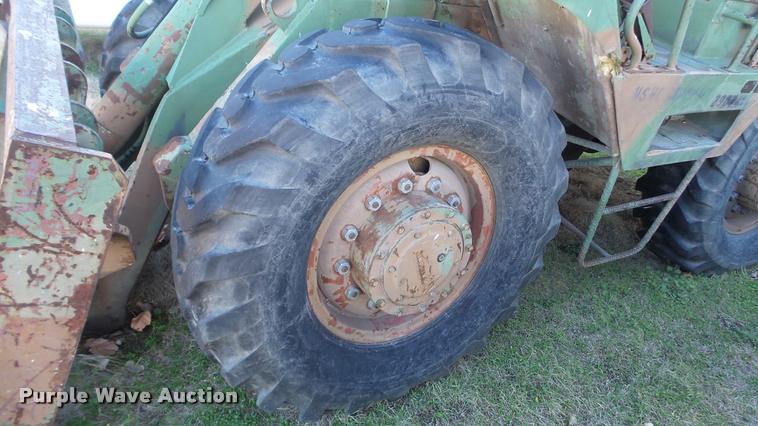 image for item BU9303 1981 Pettibone MC6000-RTL forklift