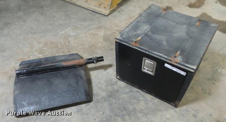 image for item BW9690 Truck parts and attachments