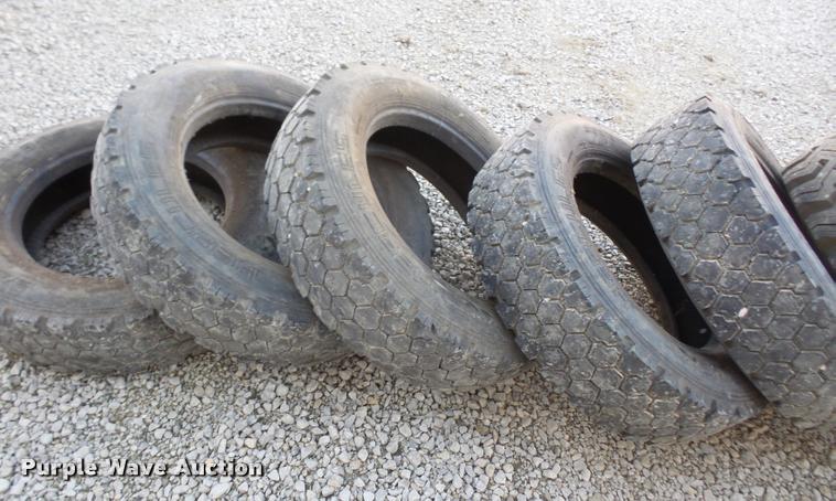 image for item BW9693 (6) tires