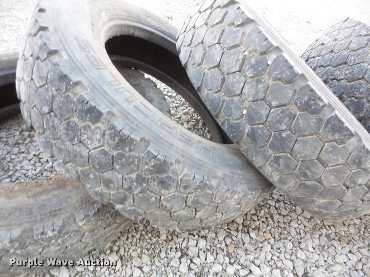 image for item BW9693 (6) tires