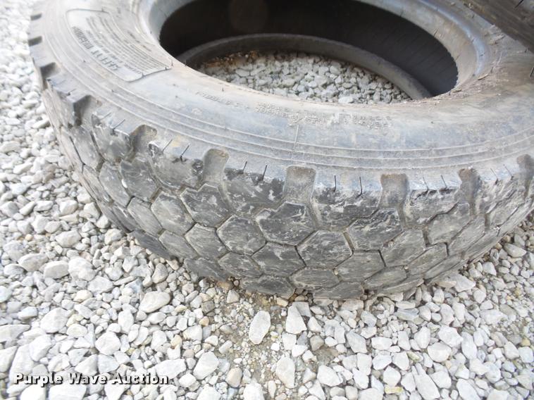 image for item BW9693 (6) tires