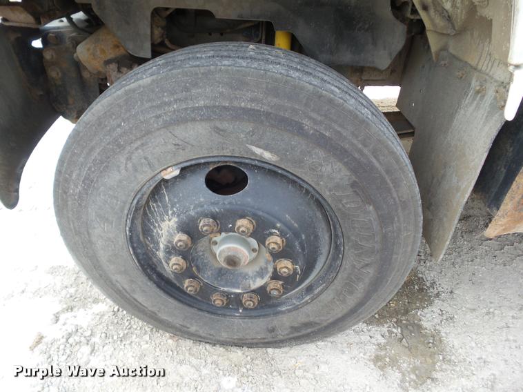 image for item BZ9978 1995 GMC TopKick dump truck