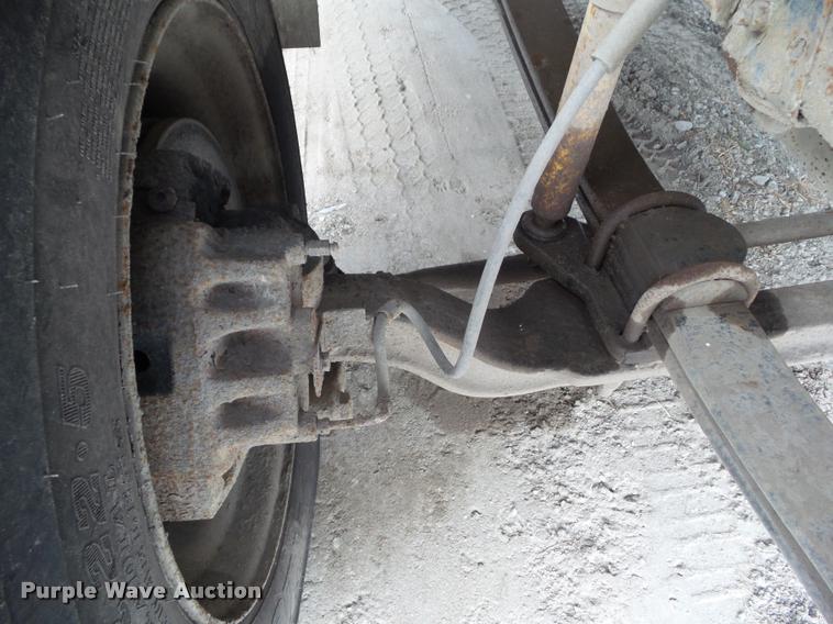 image for item BZ9978 1995 GMC TopKick dump truck