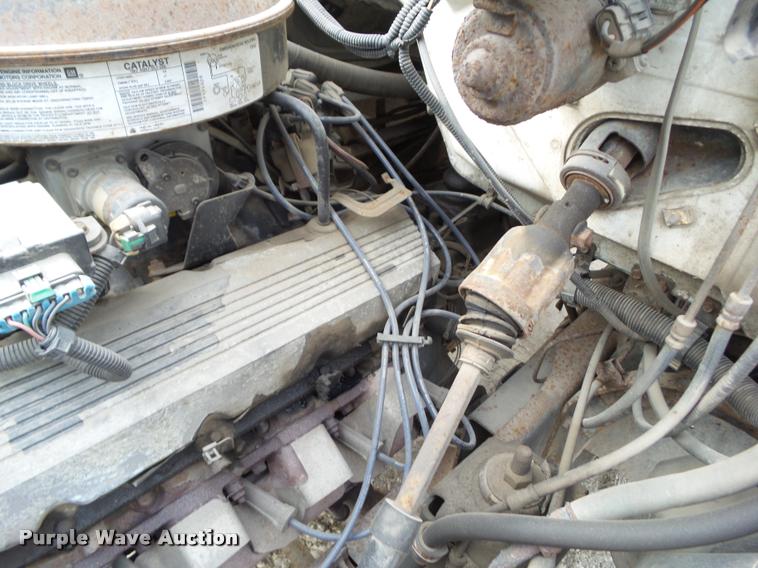 image for item BZ9978 1995 GMC TopKick dump truck