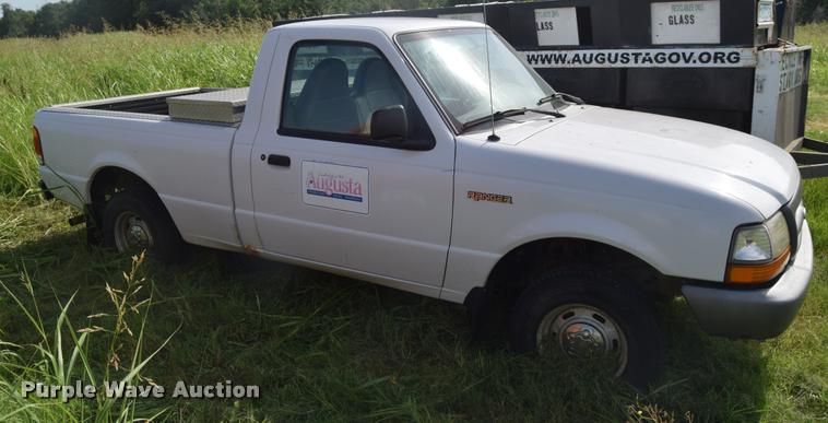 image for item CB9067 1999 Ford Ranger pickup truck