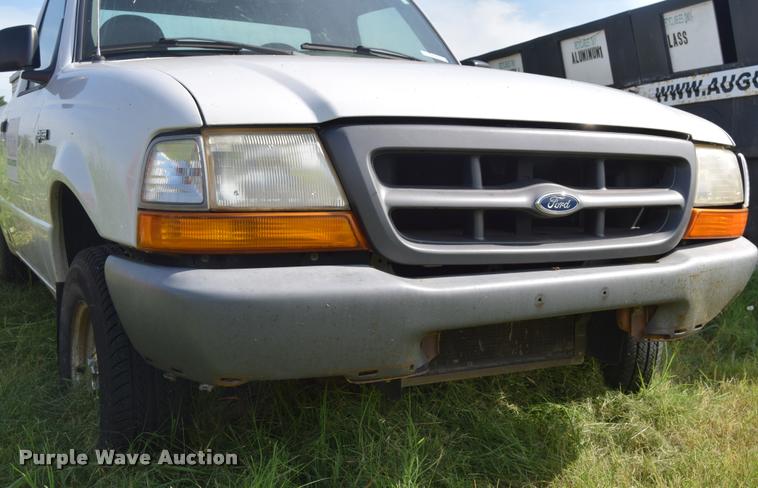 image for item CB9067 1999 Ford Ranger pickup truck