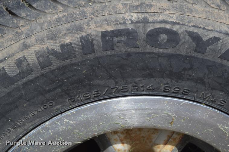 image for item CB9070 1988 Chevrolet S10 pickup truck