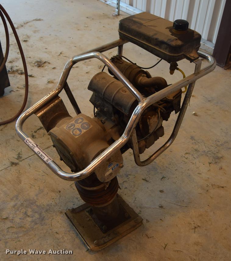 image for item CB9073 Belle plate compactor