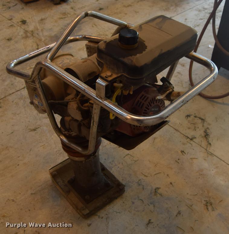 image for item CB9073 Belle plate compactor