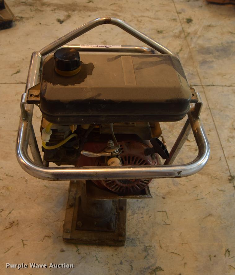 image for item CB9073 Belle plate compactor