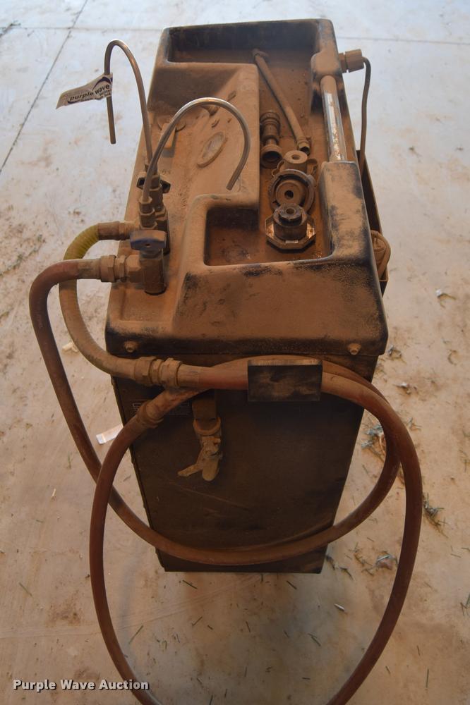 image for item CB9075 BG PF4H0 coolant flush machine