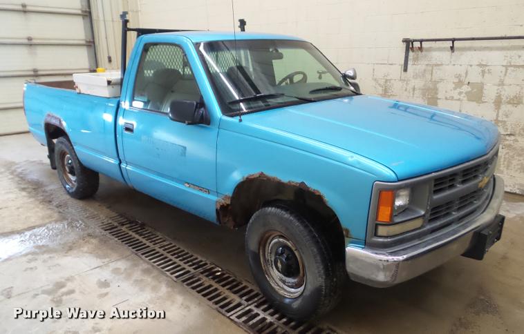 image for item CB9755 1995 Chevrolet 2500 pickup truck
