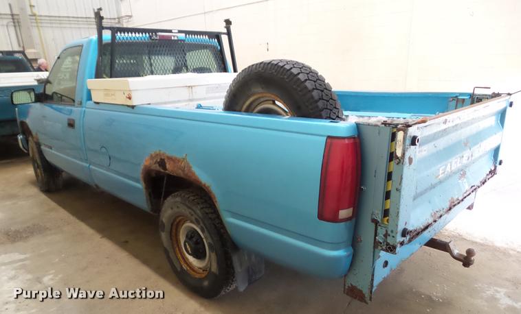 image for item CB9755 1995 Chevrolet 2500 pickup truck