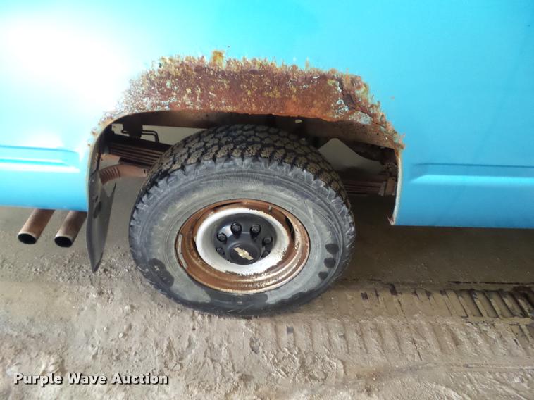 image for item CB9755 1995 Chevrolet 2500 pickup truck