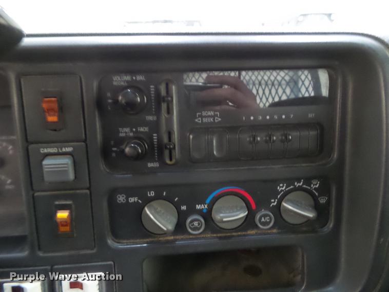 image for item CB9755 1995 Chevrolet 2500 pickup truck