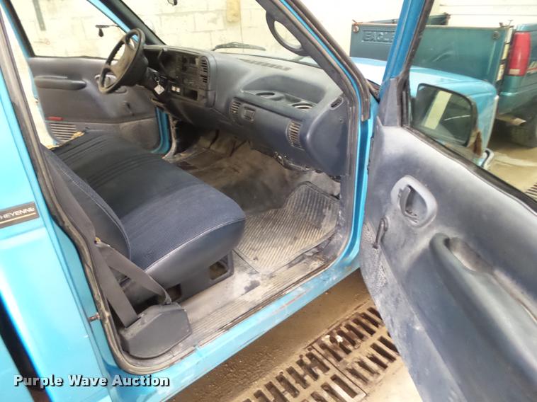 image for item CB9755 1995 Chevrolet 2500 pickup truck