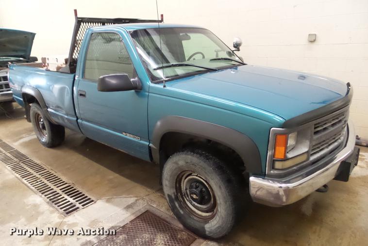 image for item CB9756 1998 Chevrolet 2500 pickup truck