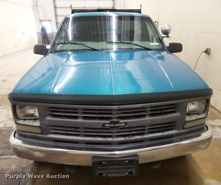 image for item CB9756 1998 Chevrolet 2500 pickup truck