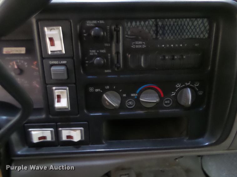 image for item CB9756 1998 Chevrolet 2500 pickup truck