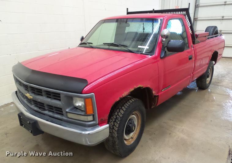 image for item CB9757 1994 Chevrolet 2500 pickup truck