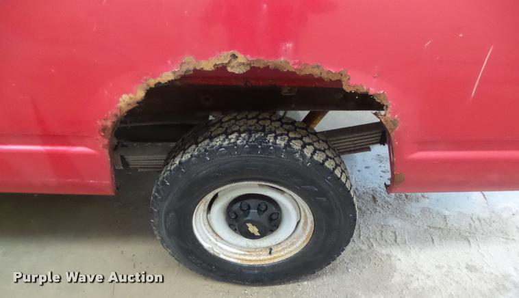 image for item CB9757 1994 Chevrolet 2500 pickup truck