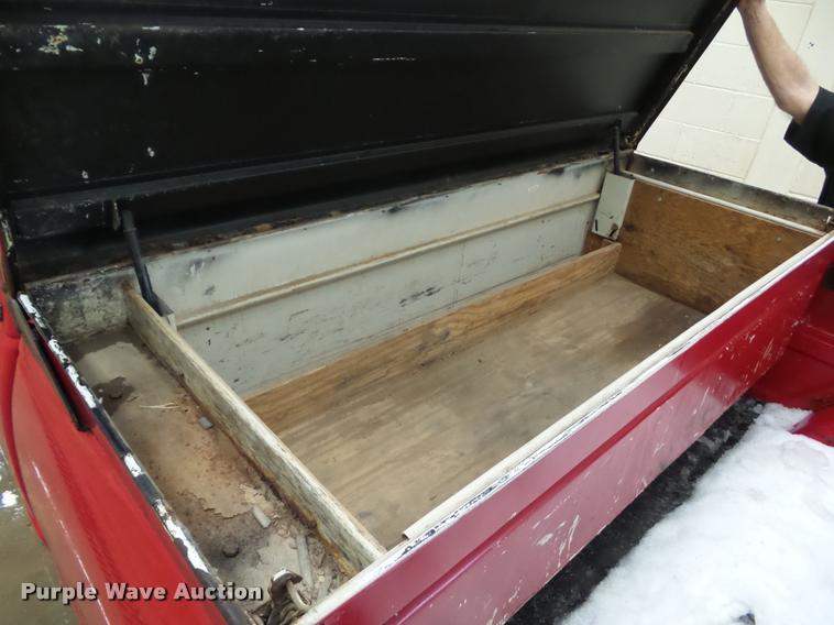 image for item CB9757 1994 Chevrolet 2500 pickup truck