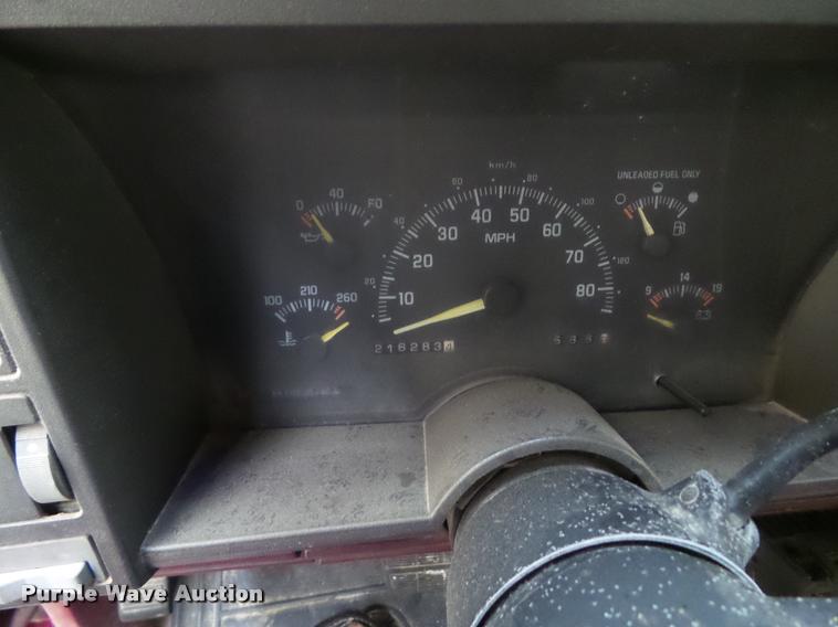 image for item CB9757 1994 Chevrolet 2500 pickup truck