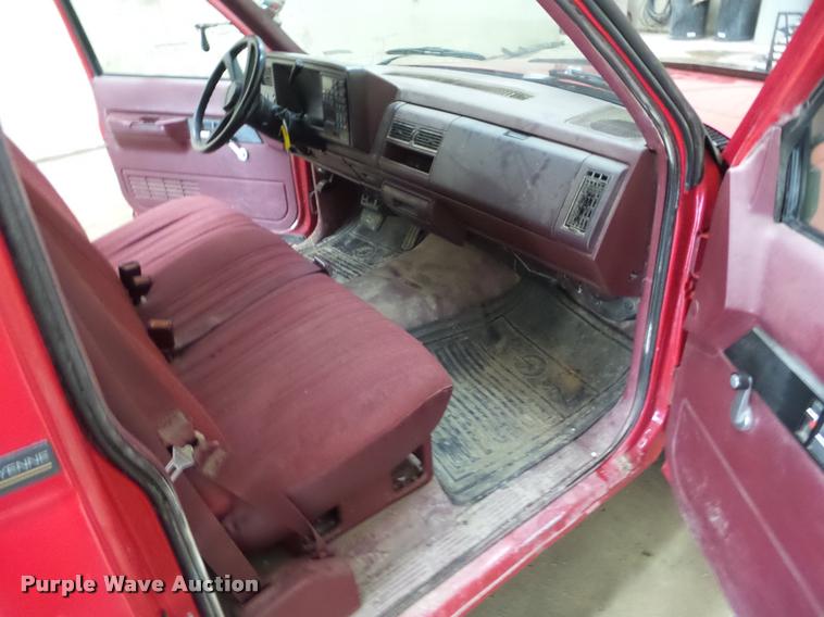 image for item CB9757 1994 Chevrolet 2500 pickup truck