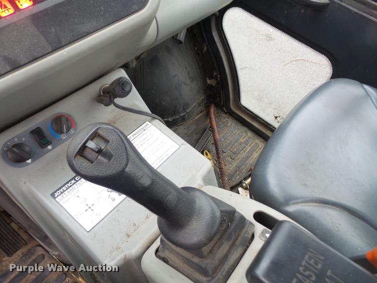 image for item DA3764 2005 Bobcat Toolcat 5600 utility work machine