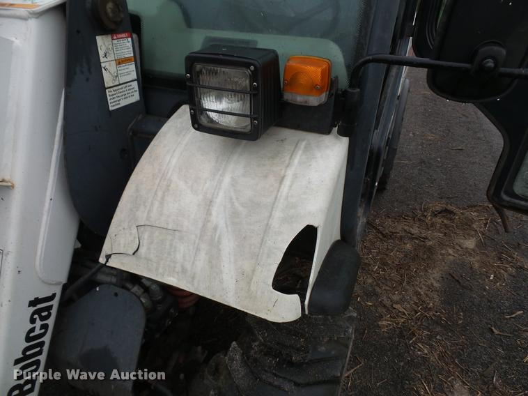image for item DA3764 2005 Bobcat Toolcat 5600 utility work machine