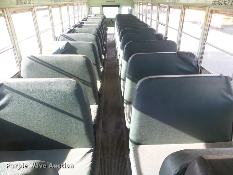 image for item DA5240 1995 International 3800 school bus