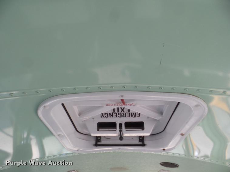 image for item DA5240 1995 International 3800 school bus