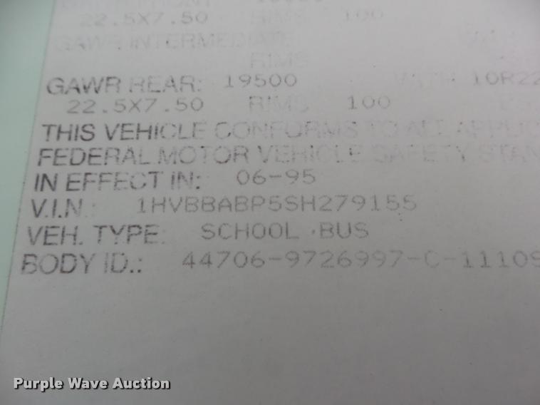 image for item DA5240 1995 International 3800 school bus