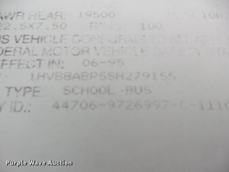 image for item DA5240 1995 International 3800 school bus
