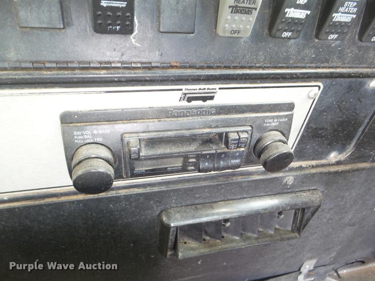 image for item DA5242 1997 Ford B800 school bus