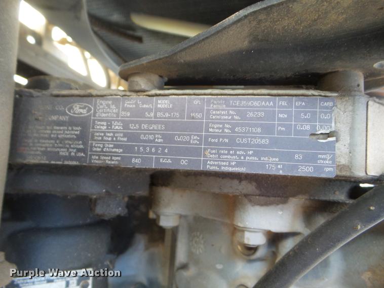 image for item DA5242 1997 Ford B800 school bus